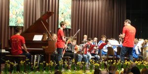 Jugend singt und musiziert im Bürgerhaus 2016